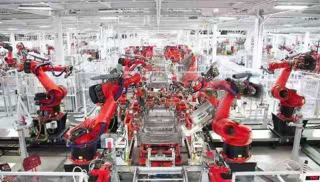 國(guó)產(chǎn)工業(yè)機(jī)器人軟件開(kāi)發(fā)水平 與德日比較的現(xiàn)狀與差距